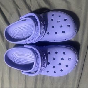 Size 6 Junior KIDS crocs